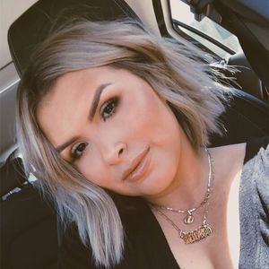 Meet your Posher, Connie